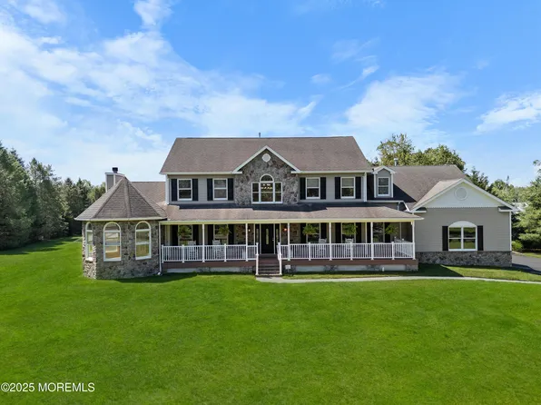 17 Wagner Farm Lane, Millstone, NJ 08535