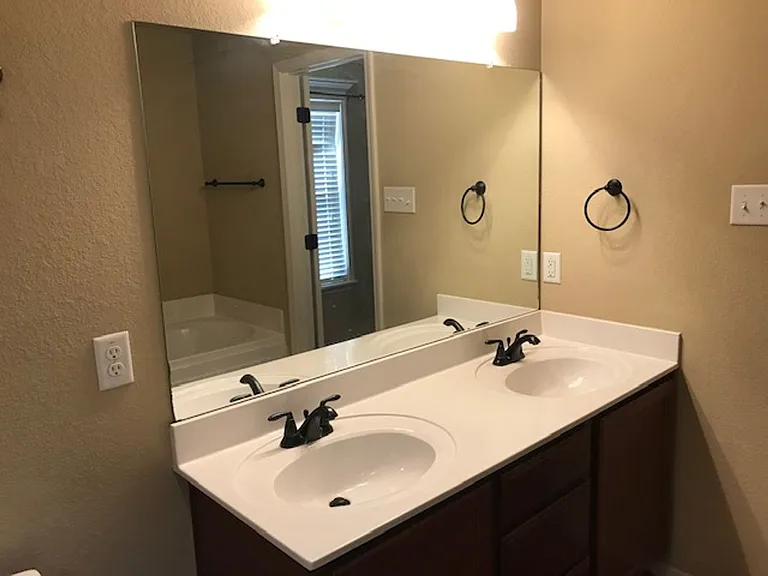 6017 Trammel Estates Dr — Photo 9