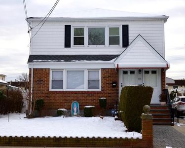 111 S Cottage Street, Valley Stream, NY, 11580