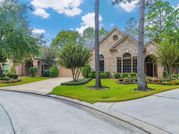 7 N Spring Brook Ct, Spring, TX 77382