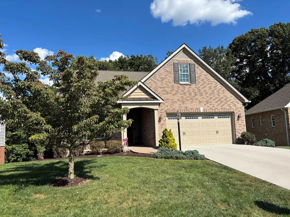 460 Deer Run Cir, Salem, VA 24153