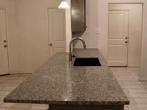 3rd image of 1830 Corpus Ave #1