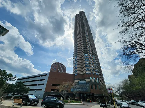 3660 N Lake Shore Dr Photo 1