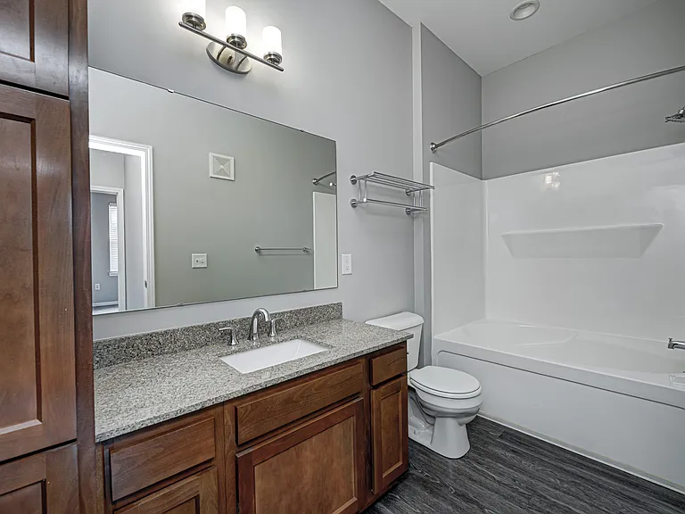 Slate Run Lofts and Apartments — Photo 40