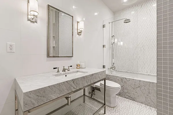 Rented by Compass | media 50