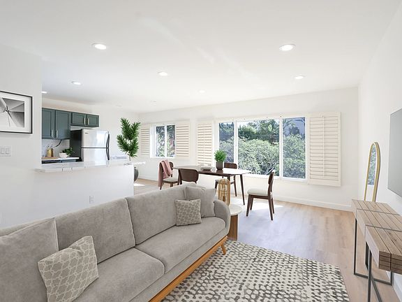 2nd image of 943 Westbourne Dr APT 3