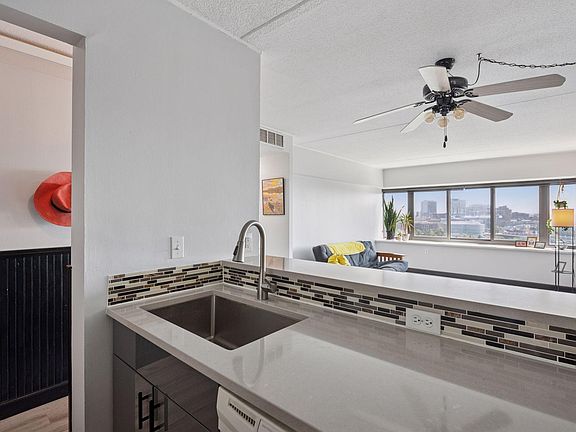 3rd image of 1920 S 1st St APT 1207