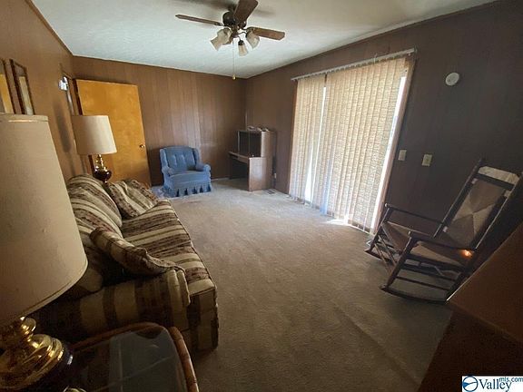 5th image of 984 Sardis Dr