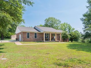 2250 Hamburg Rd, Michie, TN 38357