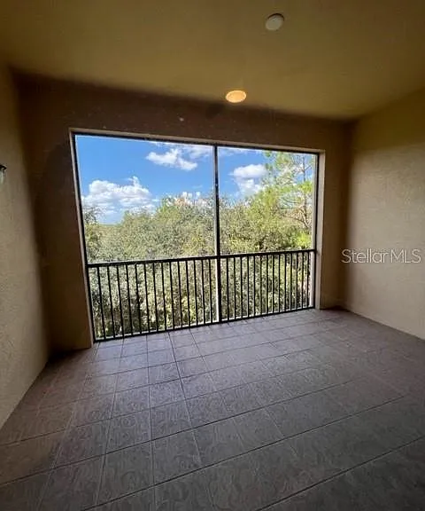 7710 Lake Vista Ct #303 — Photo 26