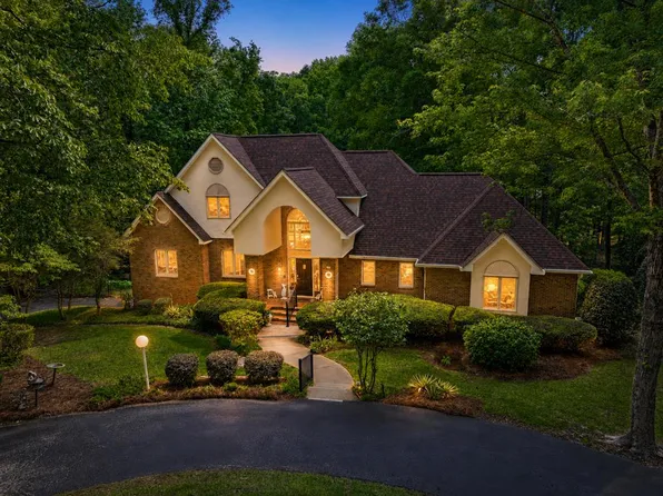 104 Glenridge Cir, Greenwood, SC 29646