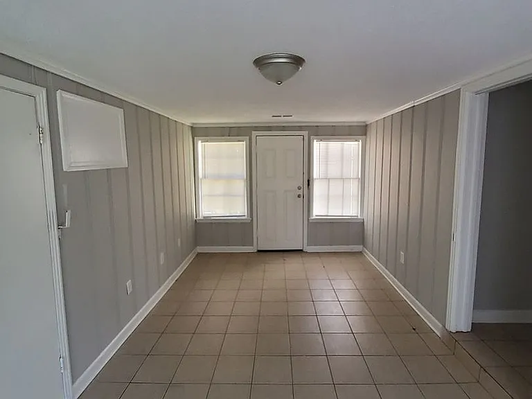 4125 Michael Rd — Photo 4