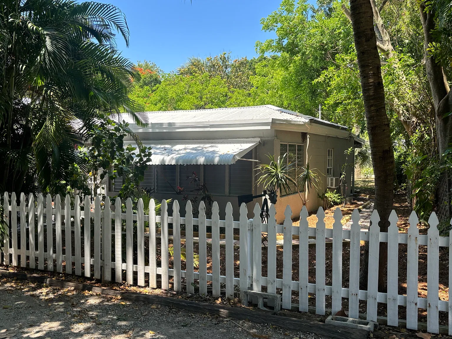 2 bed, 1100 sqft, $2,595 — Photo 3