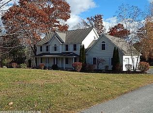 27 Town Farm Rd, Hampden, ME 04444