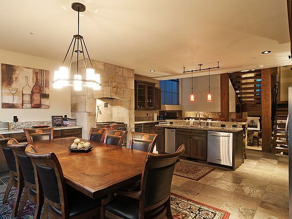 5th image of 570 Deer Valley Dr #2