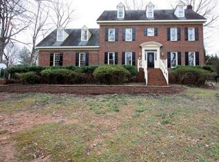 1608 Cedar Ln, Raleigh, NC 27614