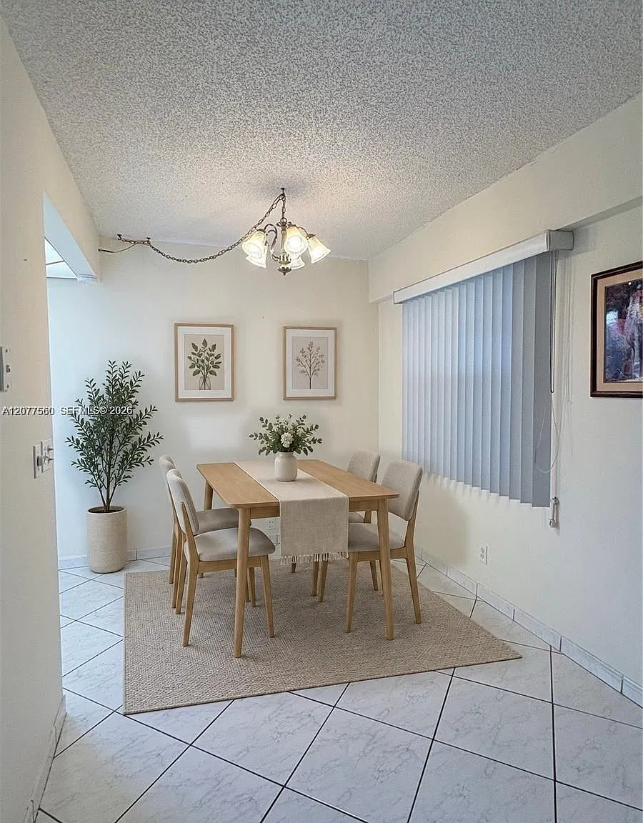 New Hampton At Century Vi — Photo 4