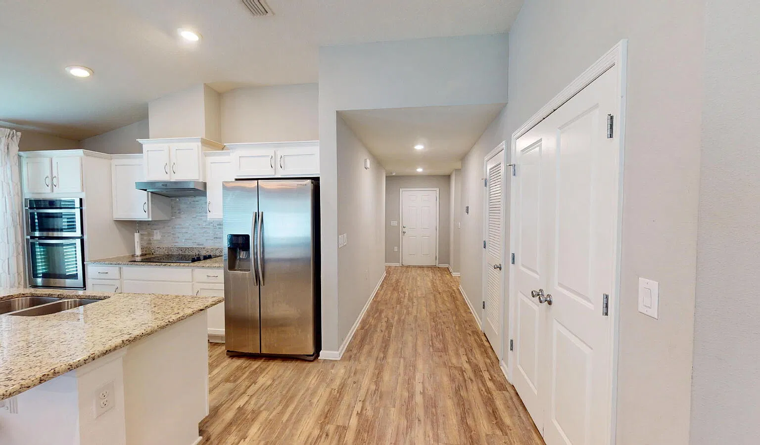 4 bed, 2.0 bath, 1653 sqft, $2,200 — Photo 4
