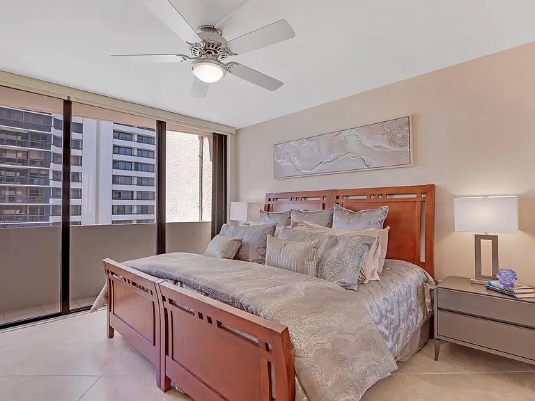 4200 N Ocean Dr #2-802 — Photo 25