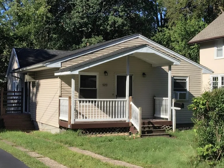 523 W Lookout Ave — Photo 1