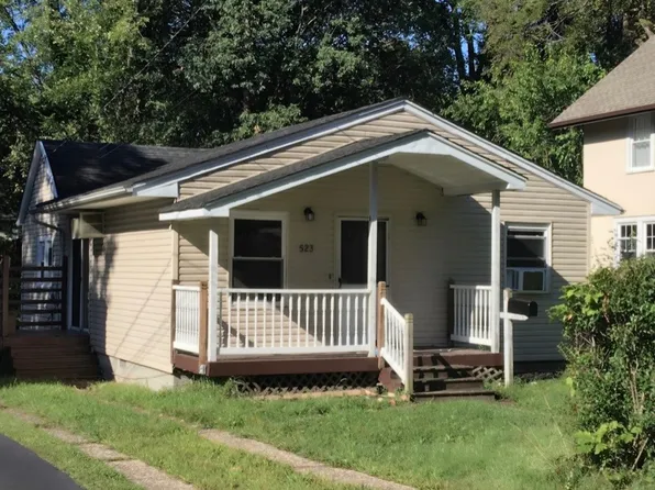 523 W Lookout Ave, Hackensack, NJ 07601