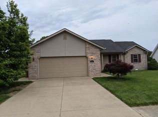 6107 Brandermill Rdg, Columbus, IN 47203