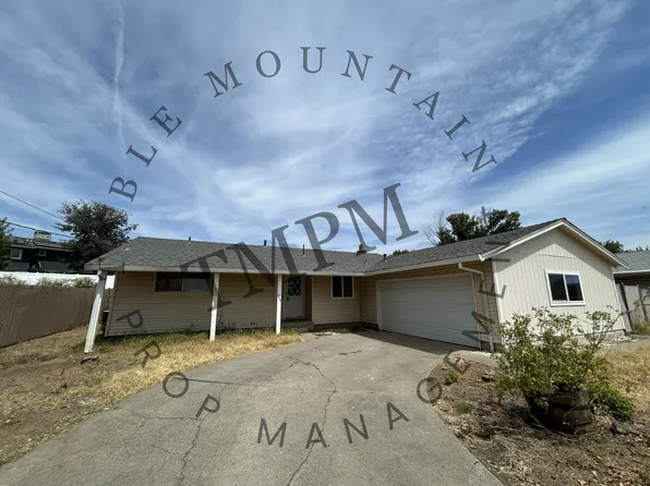 2262 Las Plumas Ave, Oroville, CA 95966