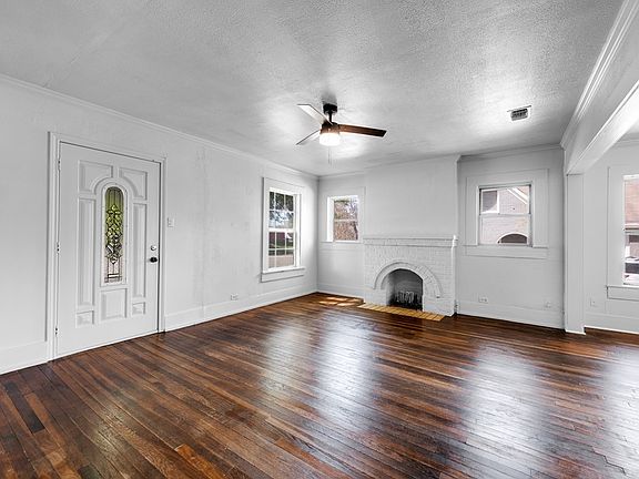 5th image of 1106 W Rusk St