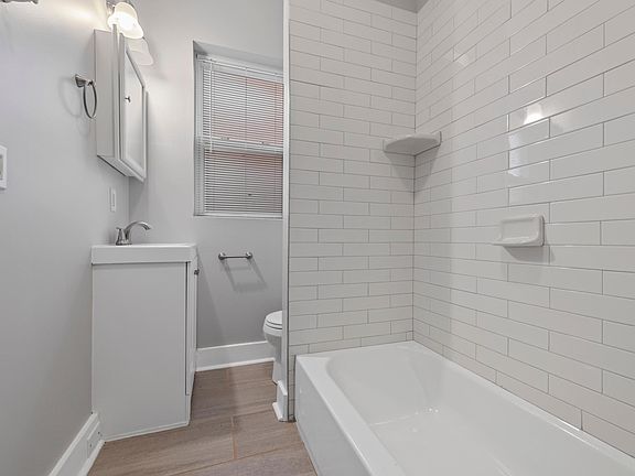4th image of 4014 De Tonty St Floor 2