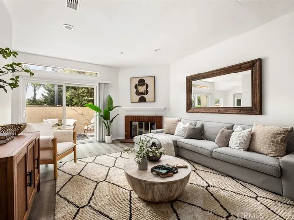 4700 Warner Ave #3, Huntington Beach, CA 92649