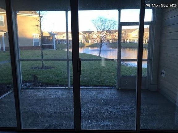 3rd image of 4233 Crownwood Dr
