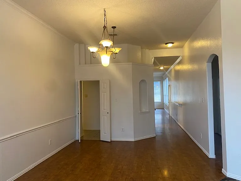 836 Mullrany Dr — Photo 12
