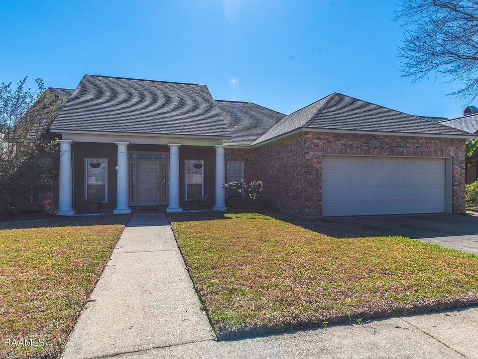 1st image of 103 Spencer Dr