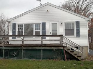 44 Bay St, Fairhaven, MA 02719