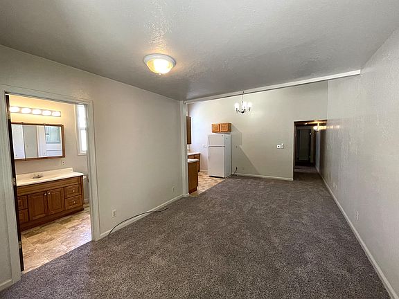 2nd image of 1134 Magnolia Ave #11218333