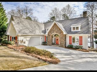 511 Beacon Shores Dr, Seneca, SC 29672