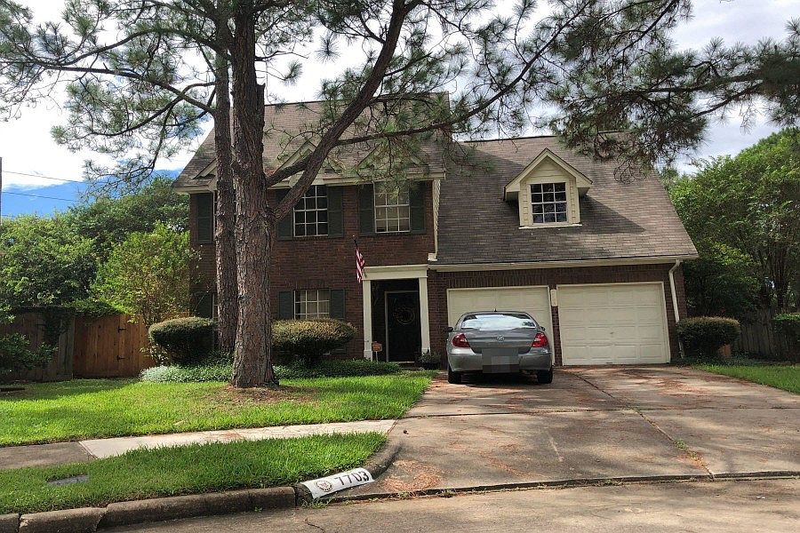 1st image of 7703 Woodlett Ct