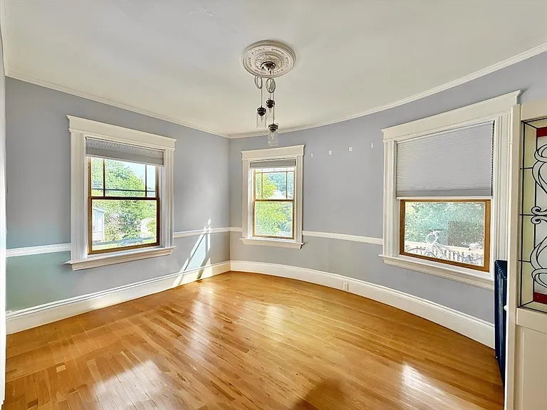 163 Walnut St #A — Photo 3