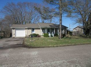 407 W 10th St, Oolitic, IN 47451