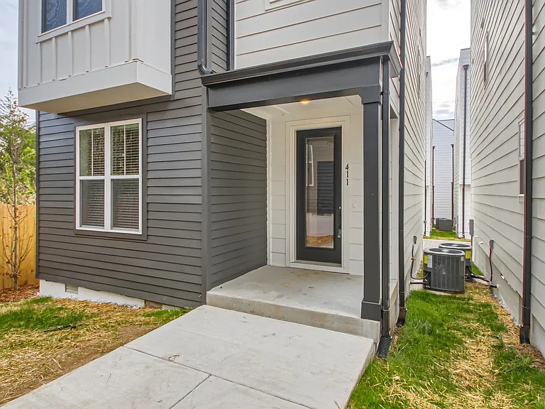 411 Serenity Ln — Photo 26