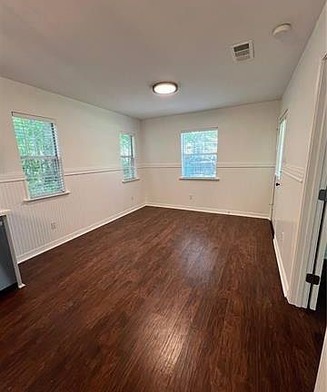 4th image of 72167 Gum St