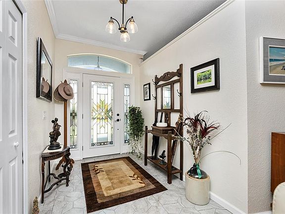 4th image of 15105 ALDAMA CIRCLE
