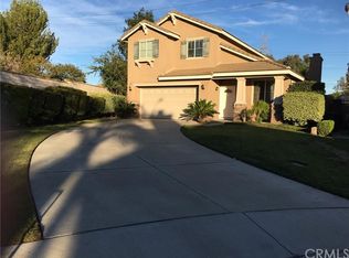 7461 Bear Creek Dr, Fontana, CA 92336