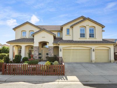 9572 Crystal Water Way, Elk Grove, CA, 95624