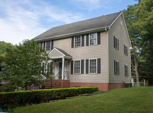 975 W Leigh Dr, Charlottesville, VA 22901