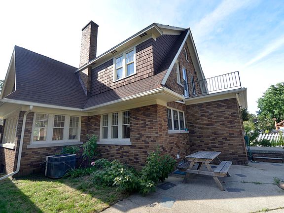 4th image of 2028 Godwin Ave SE