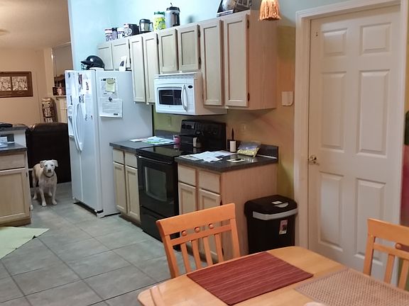 5th image of 371 Willow Green Dr