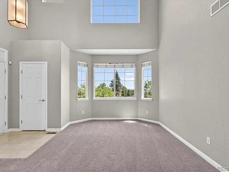10543 Laurelglen Cir — Photo 9