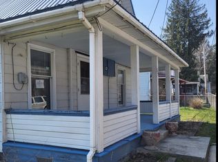 252 W Main St, Kitzmiller, MD 21538