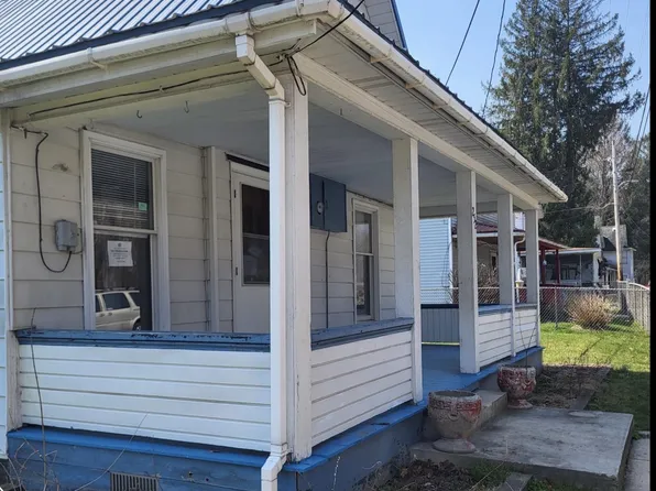 252 W Main St, Kitzmiller, MD 21538